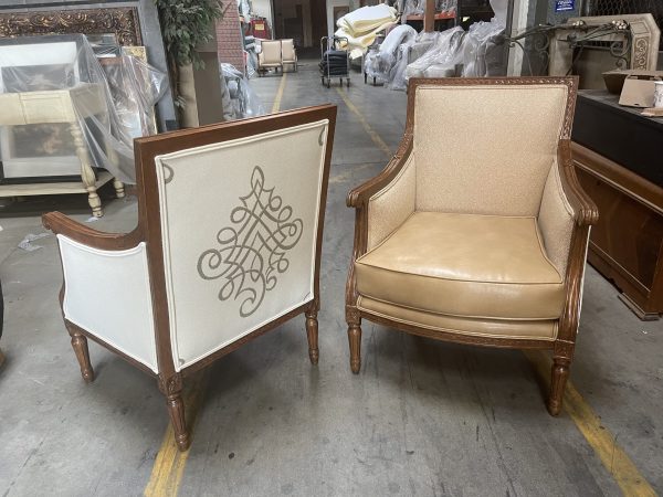 Gabriella Transitional Furniture Lounge Chair - Image 4