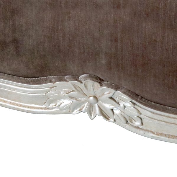 Mona Tufted Back Traditional Sofa - Image 2