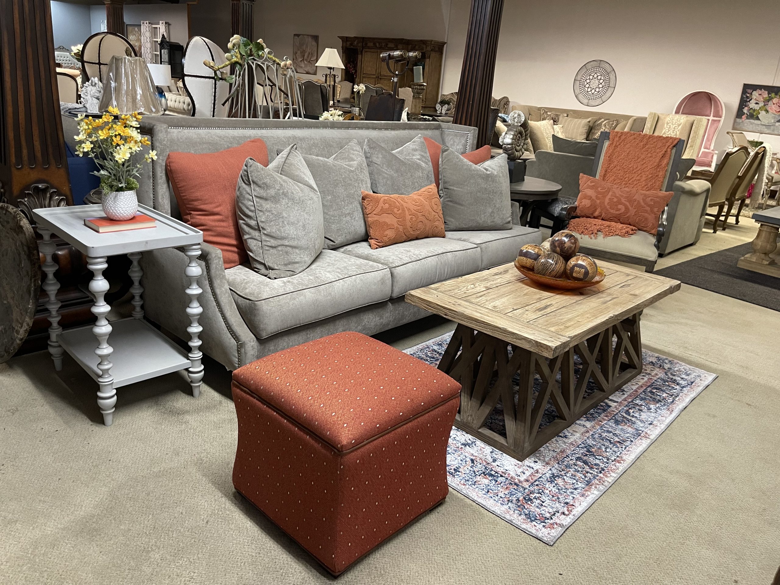 The Zion Traditional Sofa with Pillows