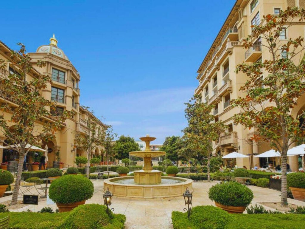 Beverly Cañon Gardens, Beverly Hills, CA