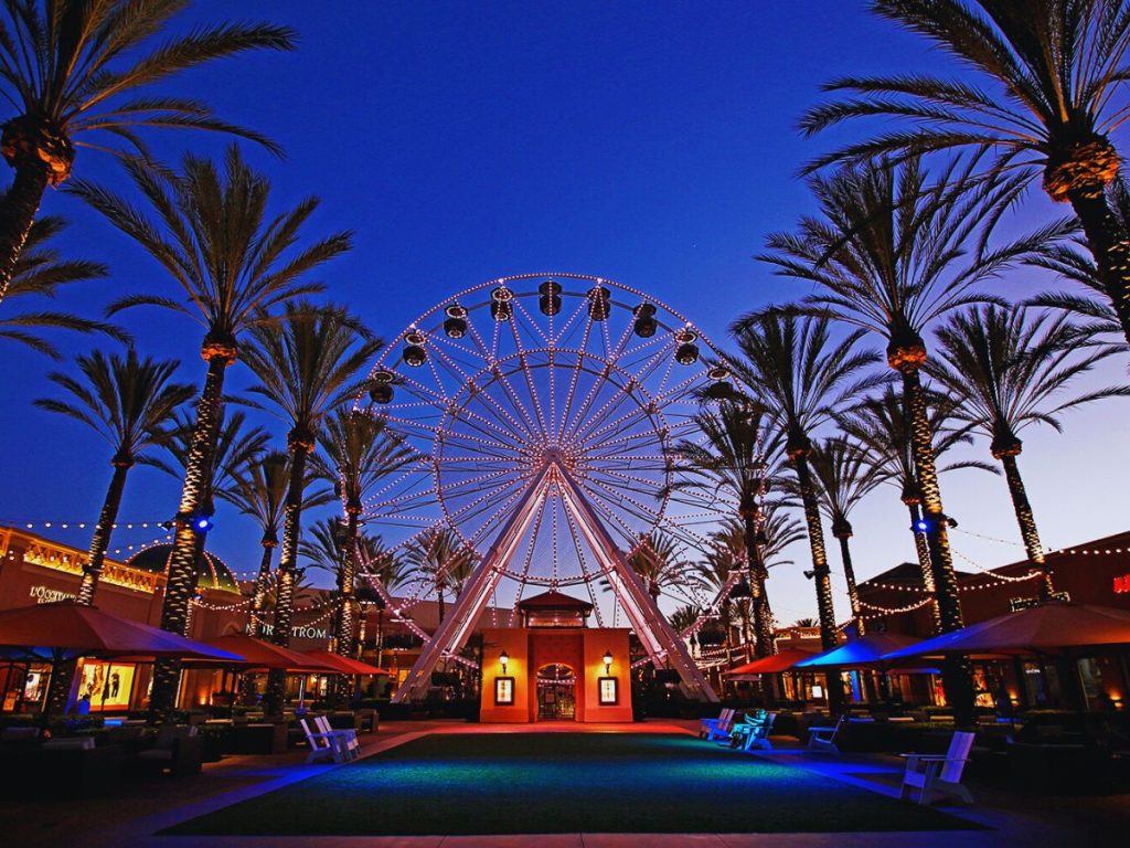 The Giant Wheel ferris wheel, Irvine, CA